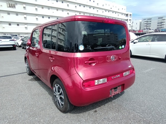 NISSAN CUBE photo 3