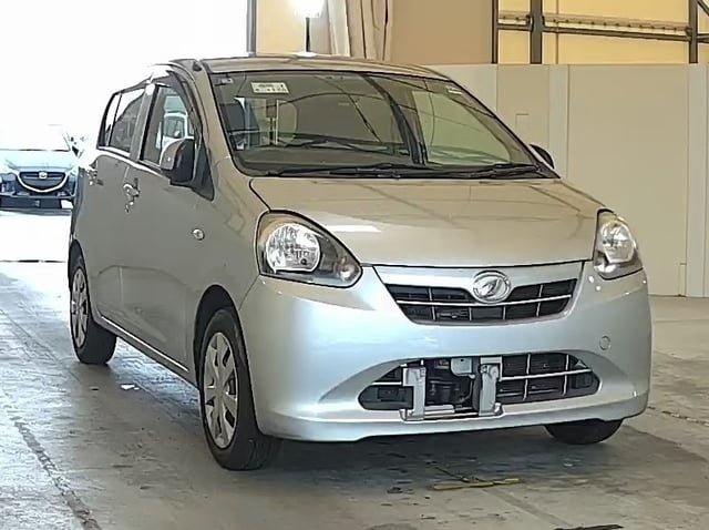 DAIHATSU MIRA ES 2013
