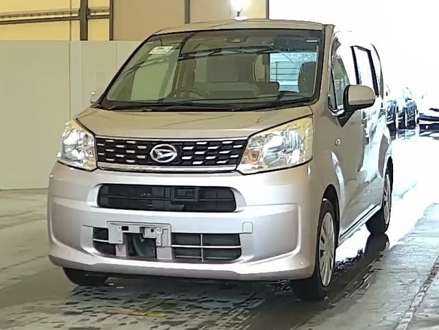 DAIHATSU MOVE photo 2