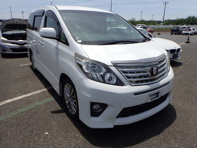 TOYOTA ALPHARD 2013