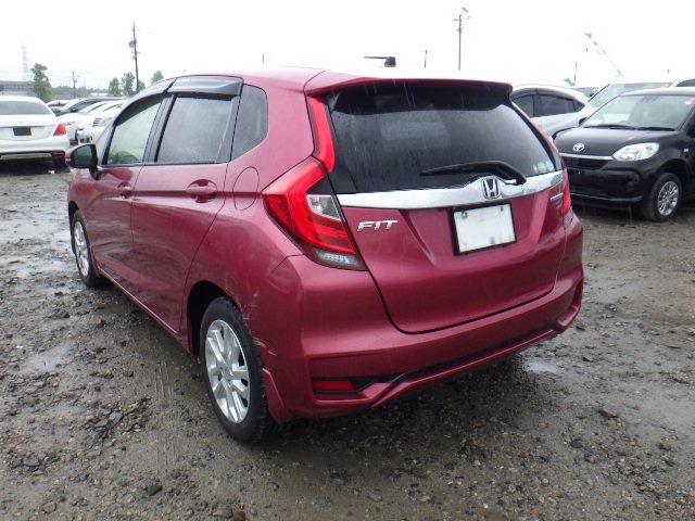 HONDA FIT HYBRID photo 3