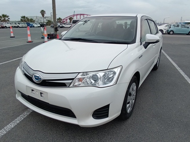 TOYOTA COROLLA AXIO photo 2