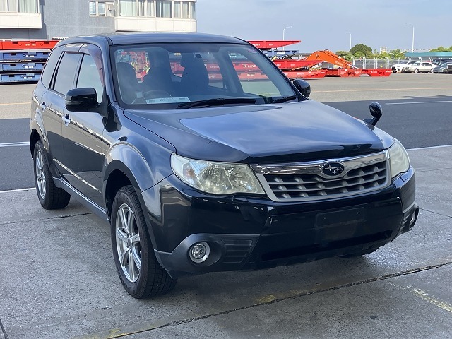 SUBARU FORESTER 2011