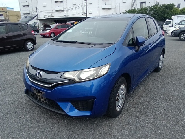 HONDA FIT photo 2