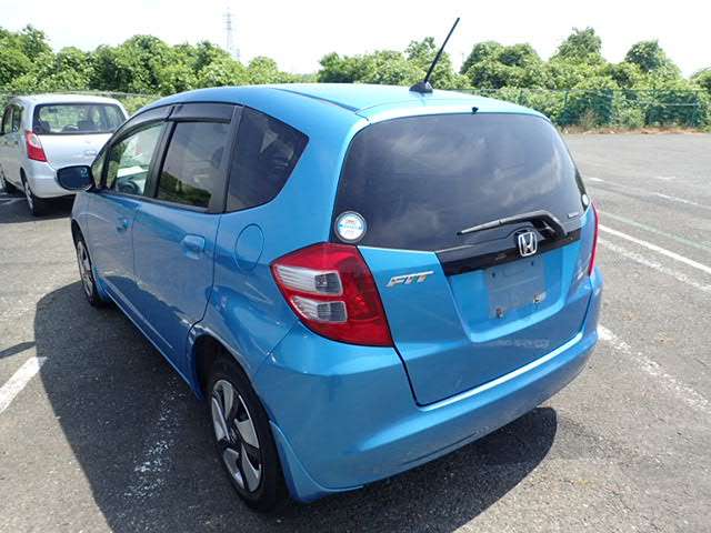 HONDA FIT photo 3