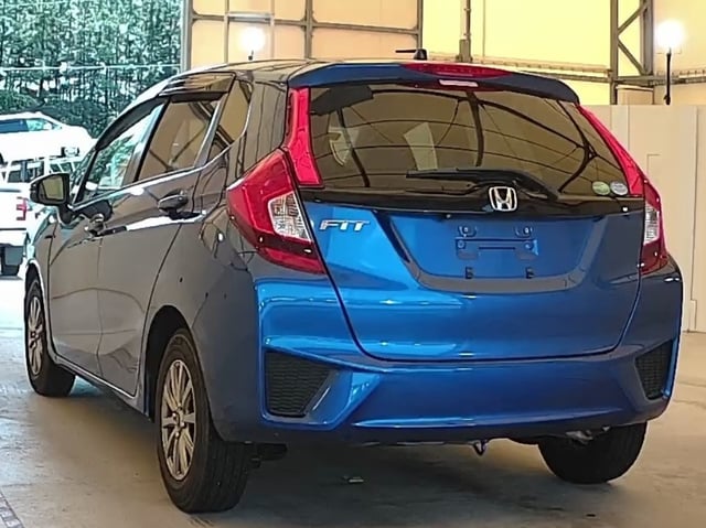 HONDA FIT photo 3