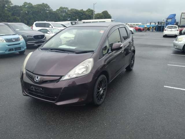 HONDA FIT photo 2