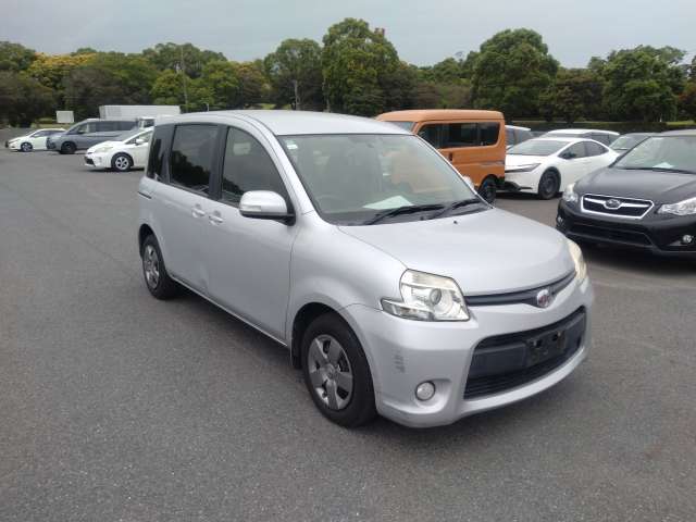 TOYOTA SIENTA 2014