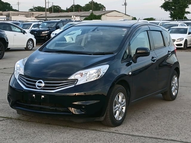 NISSAN NOTE photo 3