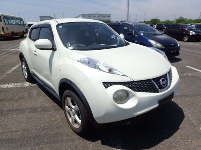 NISSAN JUKE 2010