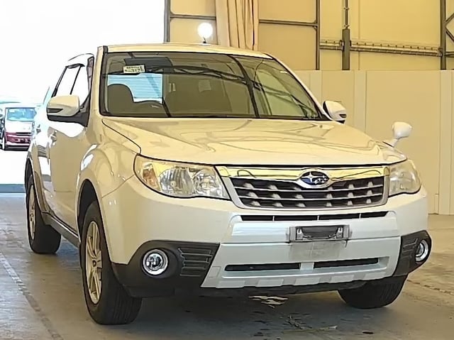 SUBARU FORESTER 2011