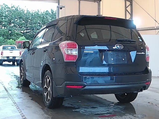 SUBARU FORESTER photo 3
