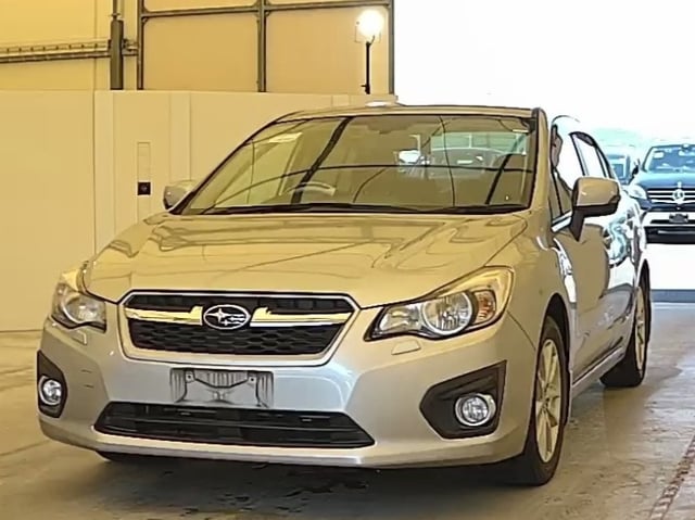 SUBARU IMPREZA G4 photo 2