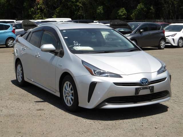 TOYOTA PRIUS 2020