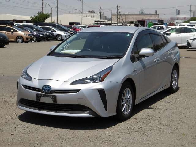 TOYOTA PRIUS photo 2