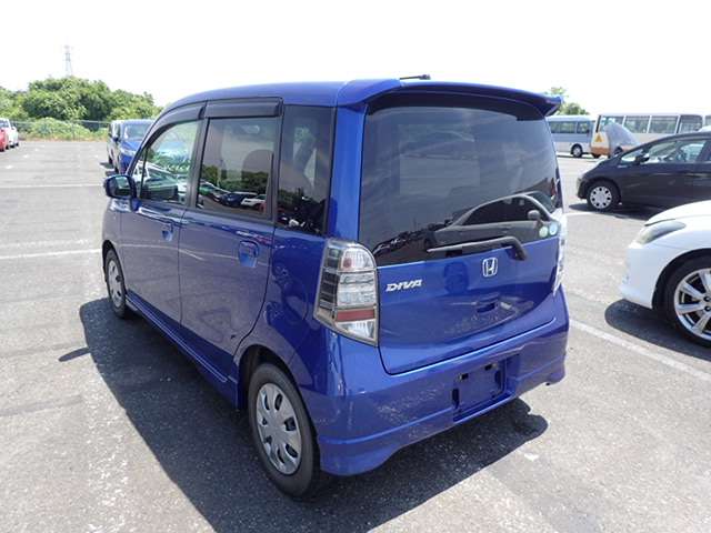 HONDA LIFE photo 3