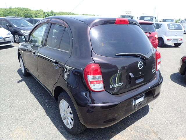 NISSAN MARCH photo 3
