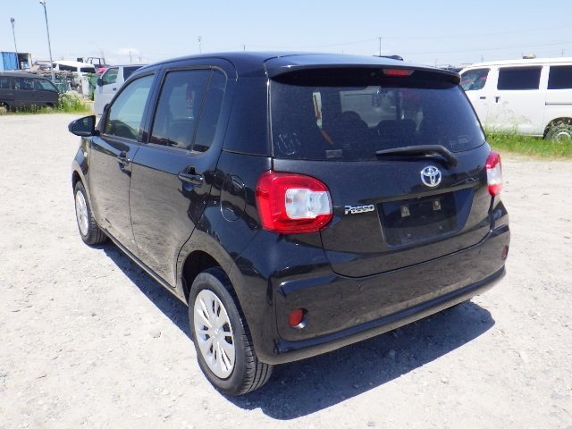 TOYOTA PASSO photo 3