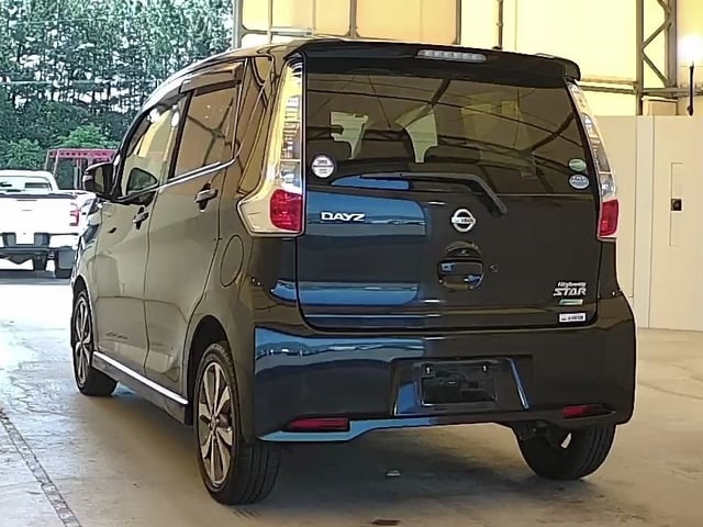 NISSAN DAYZ photo 3