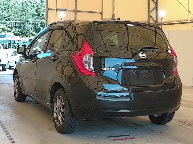 NISSAN NOTE photo 3