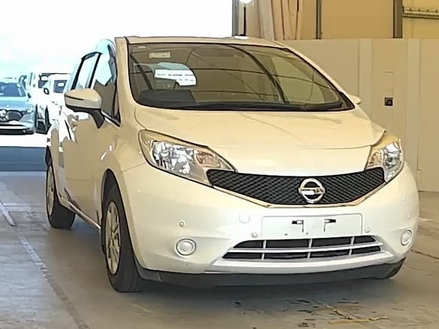 NISSAN NOTE 2015
