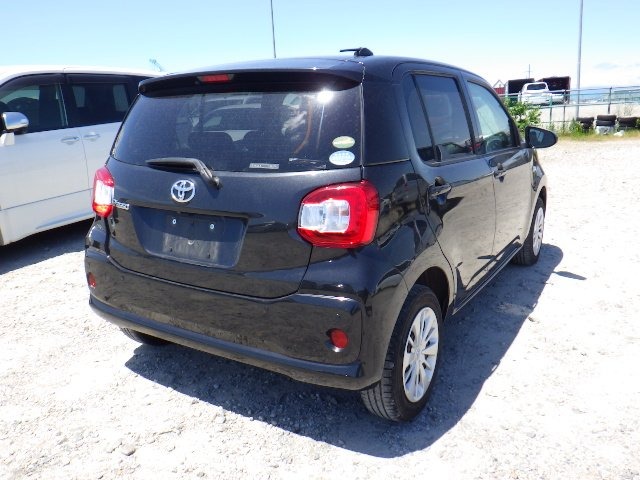 TOYOTA PASSO photo 3