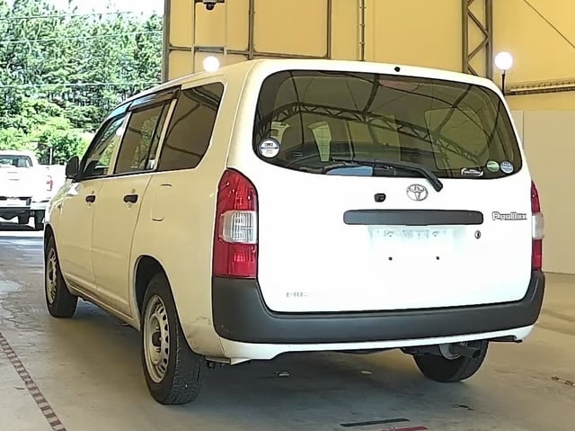 TOYOTA PROBOX VAN photo 3