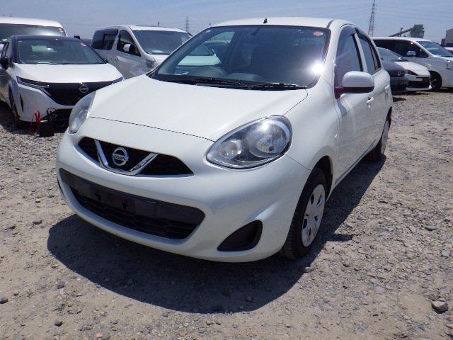 NISSAN MARCH photo 2