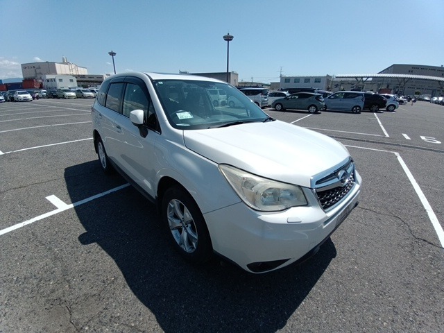 SUBARU FORESTER 2014