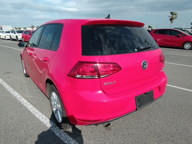 VOLKSWAGEN GOLF photo 3