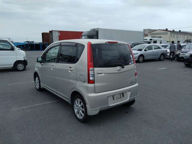 DAIHATSU MOVE photo 3