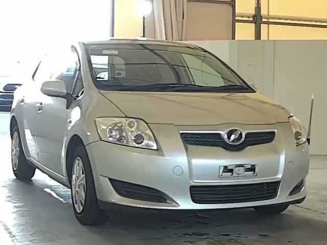 TOYOTA AURIS 2008