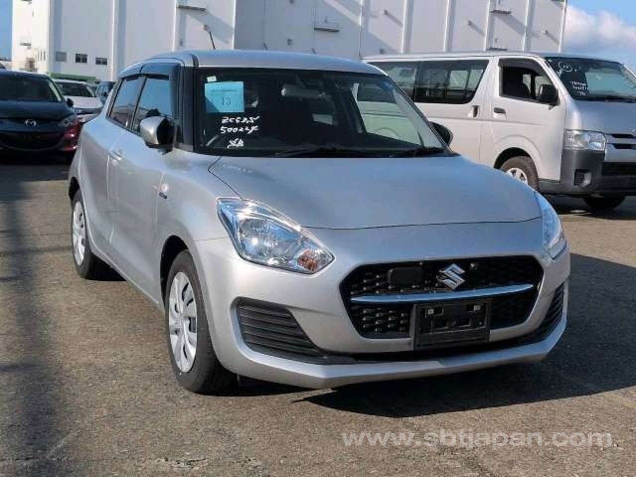 2023 Suzuki Swift, photo 1 of 1