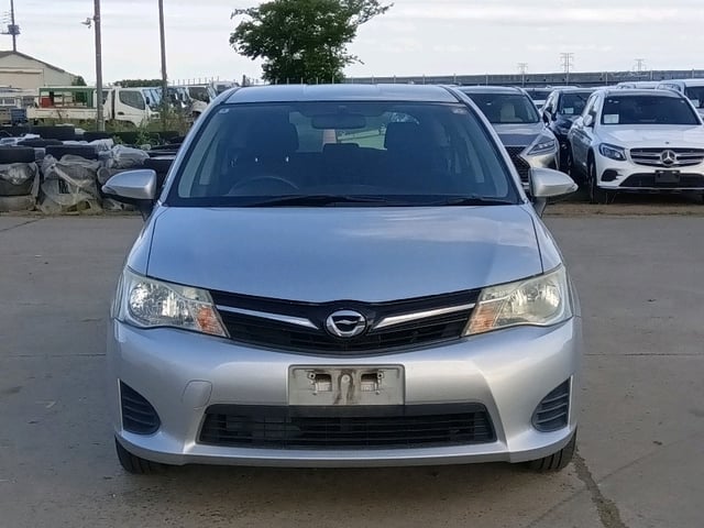 TOYOTA COROLLA FIELDER photo 2