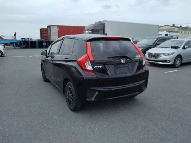HONDA FIT photo 3