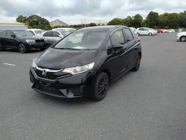 HONDA FIT photo 2