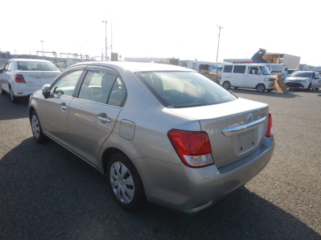 TOYOTA COROLLA AXIO photo 3