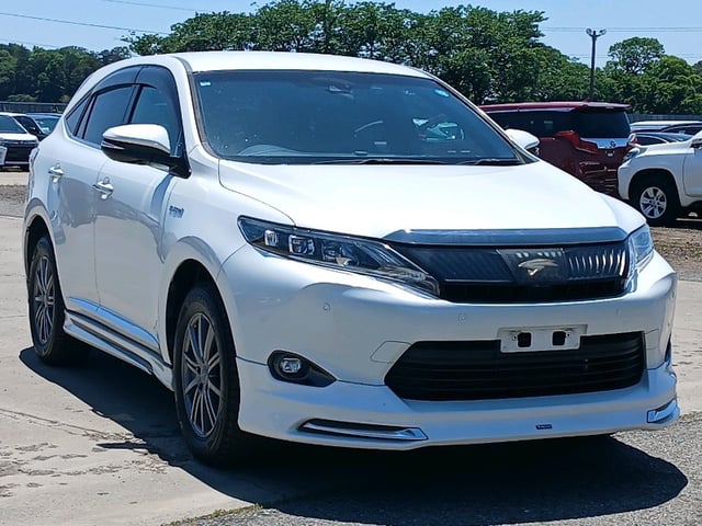 TOYOTA HARRIER HYBRID 2015