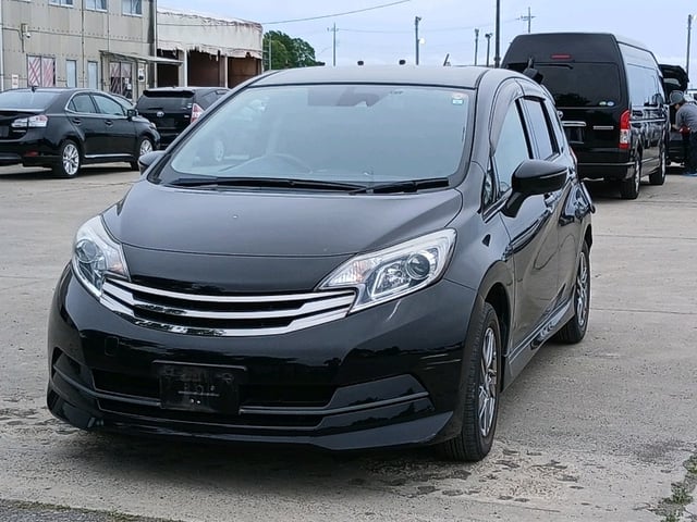 NISSAN NOTE photo 3