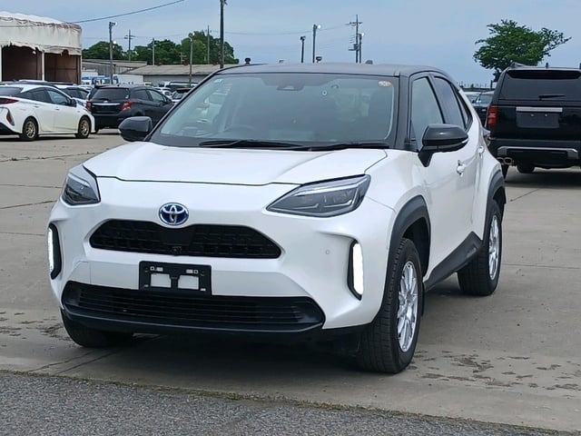 TOYOTA YARIS CROSS photo 3