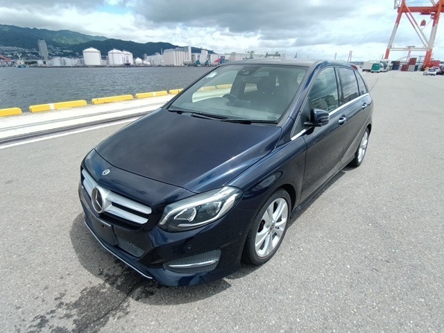 MERCEDES B CLASS photo 2