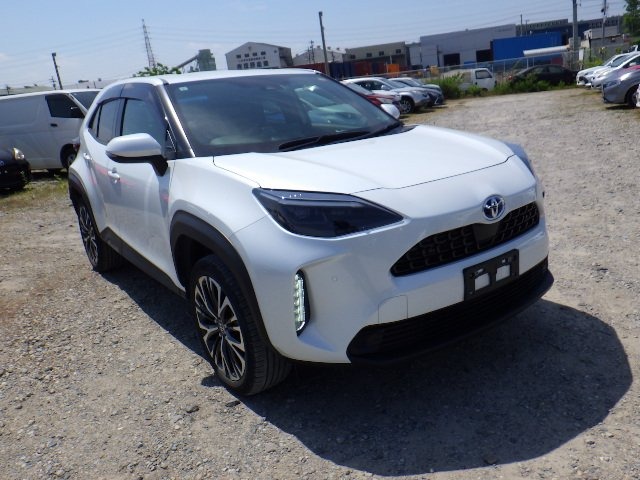 TOYOTA YARIS CROSS 2023