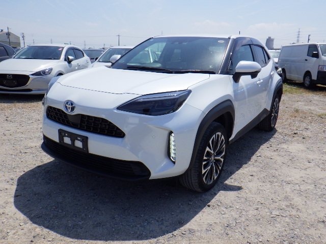 TOYOTA YARIS CROSS photo 2