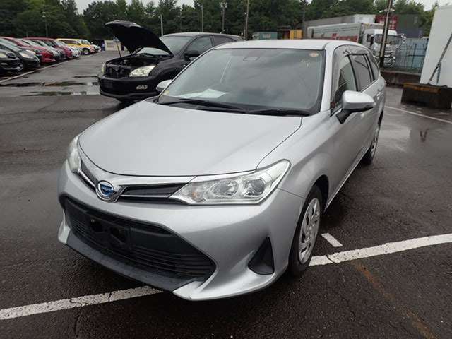 TOYOTA COROLLA FIELDER photo 2