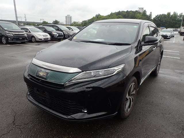 TOYOTA HARRIER photo 2