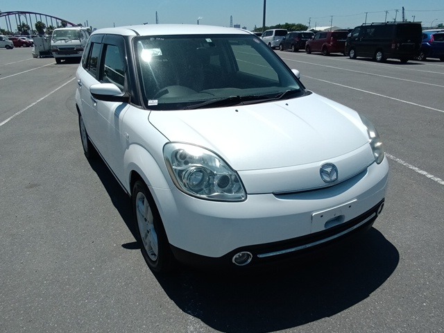 MAZDA VERISA 2008