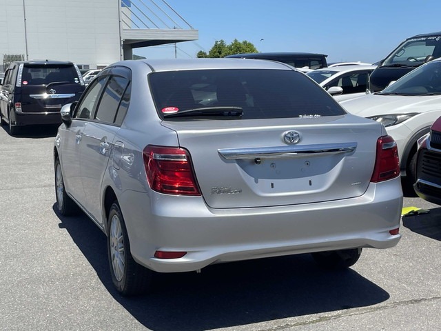 TOYOTA COROLLA AXIO photo 3