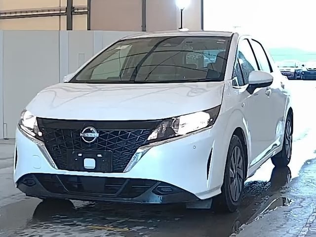 NISSAN NOTE photo 2