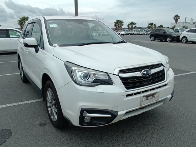 SUBARU FORESTER 2017