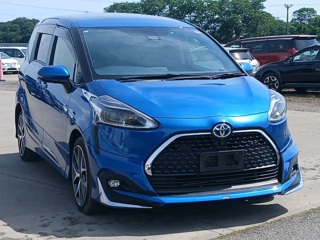 TOYOTA SIENTA 2018